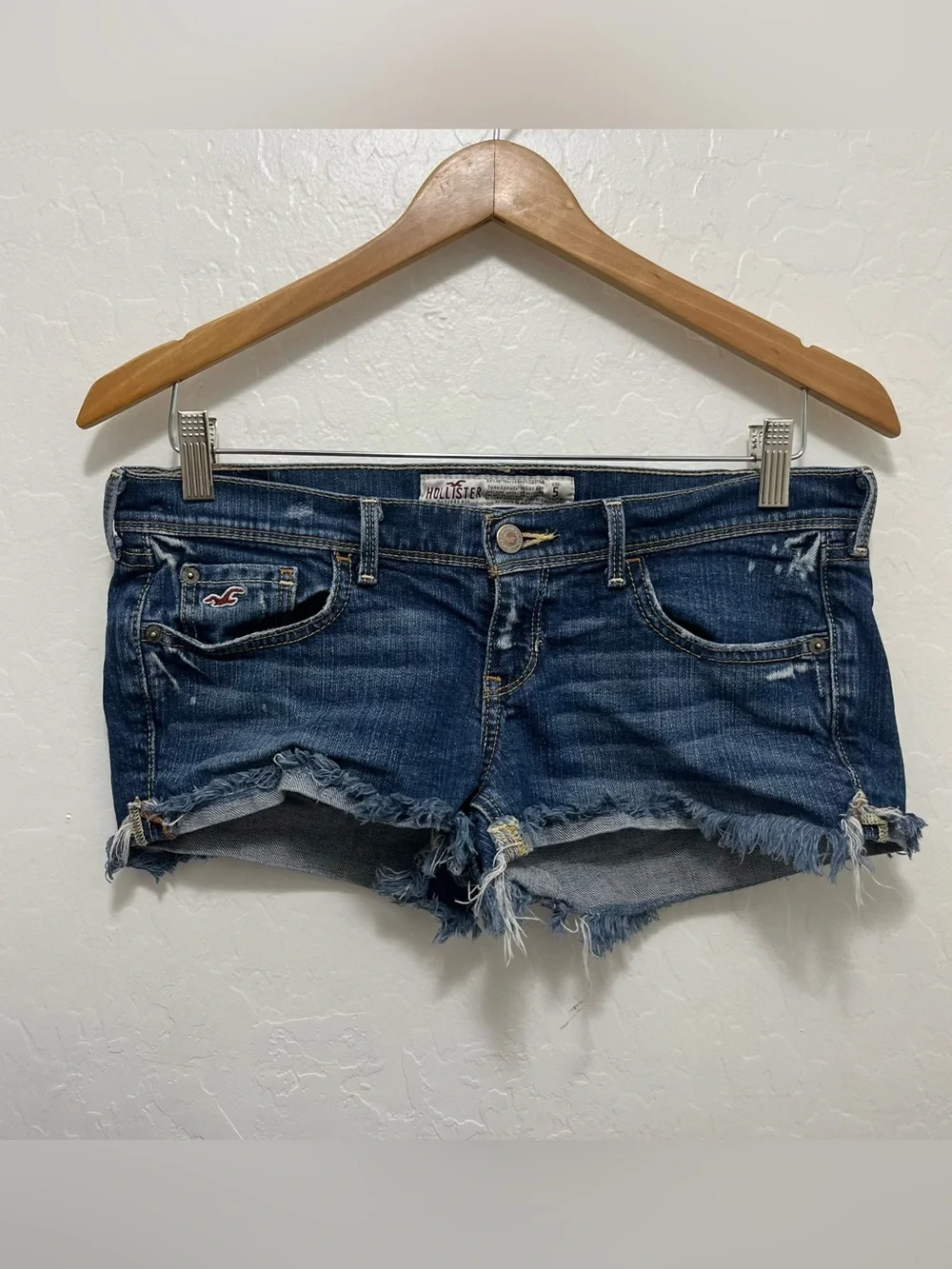 Hollister Y2K Low Rise Denim Micro Mini Shorts Cut Off Frayed Hem Size 5
